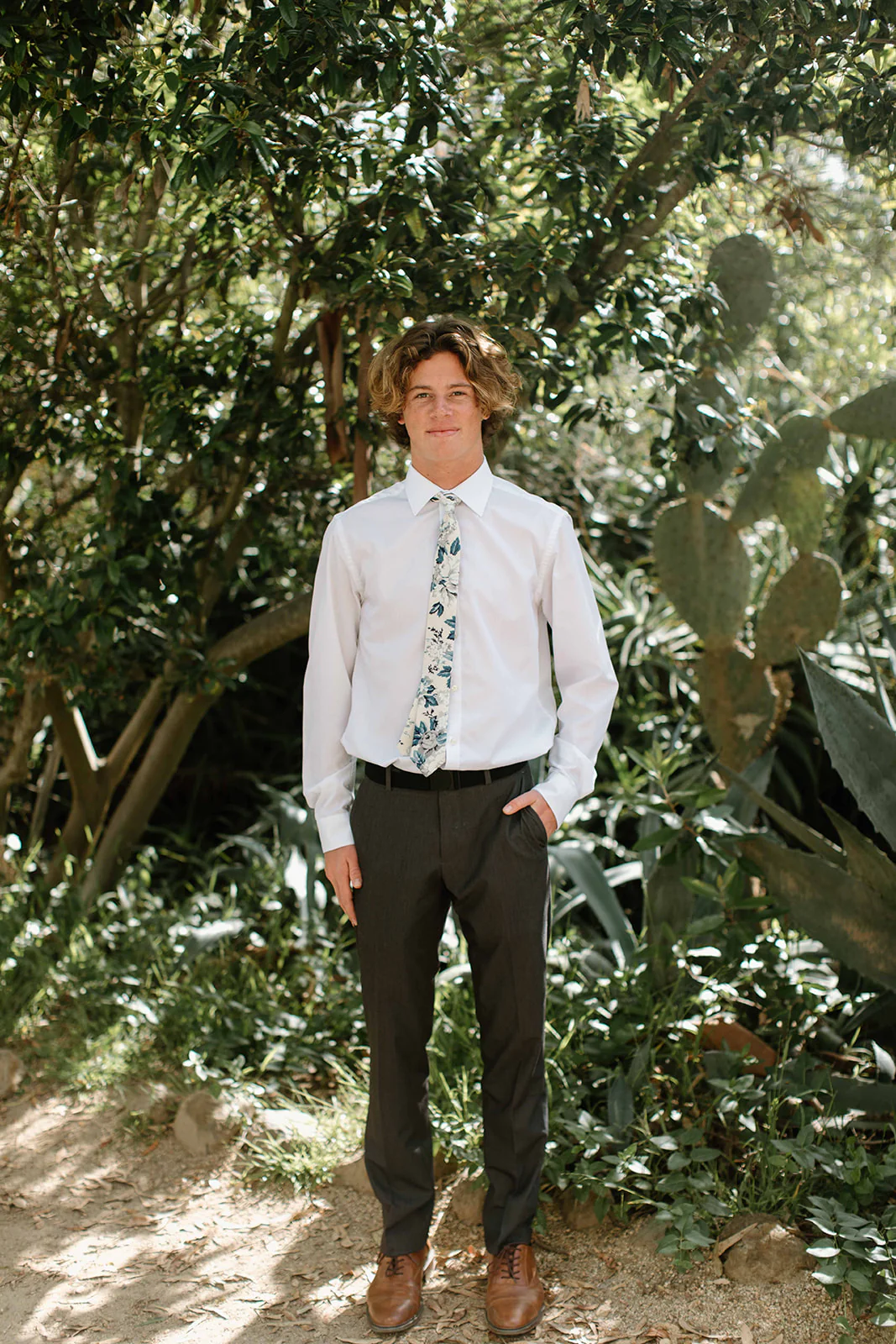 Bellevue Men's Tie - Image 7
