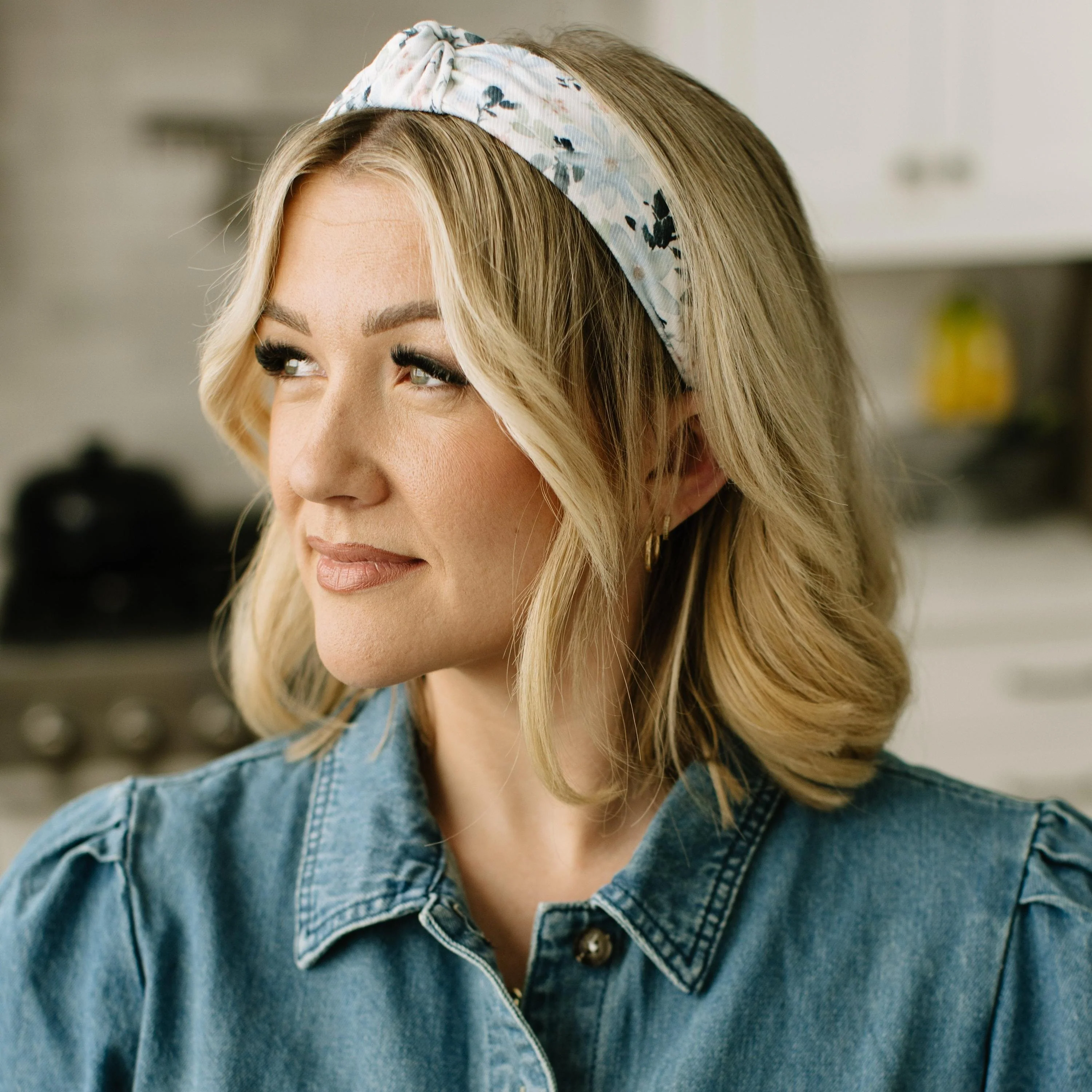 Eva Floral Knotted Headband - Image 2