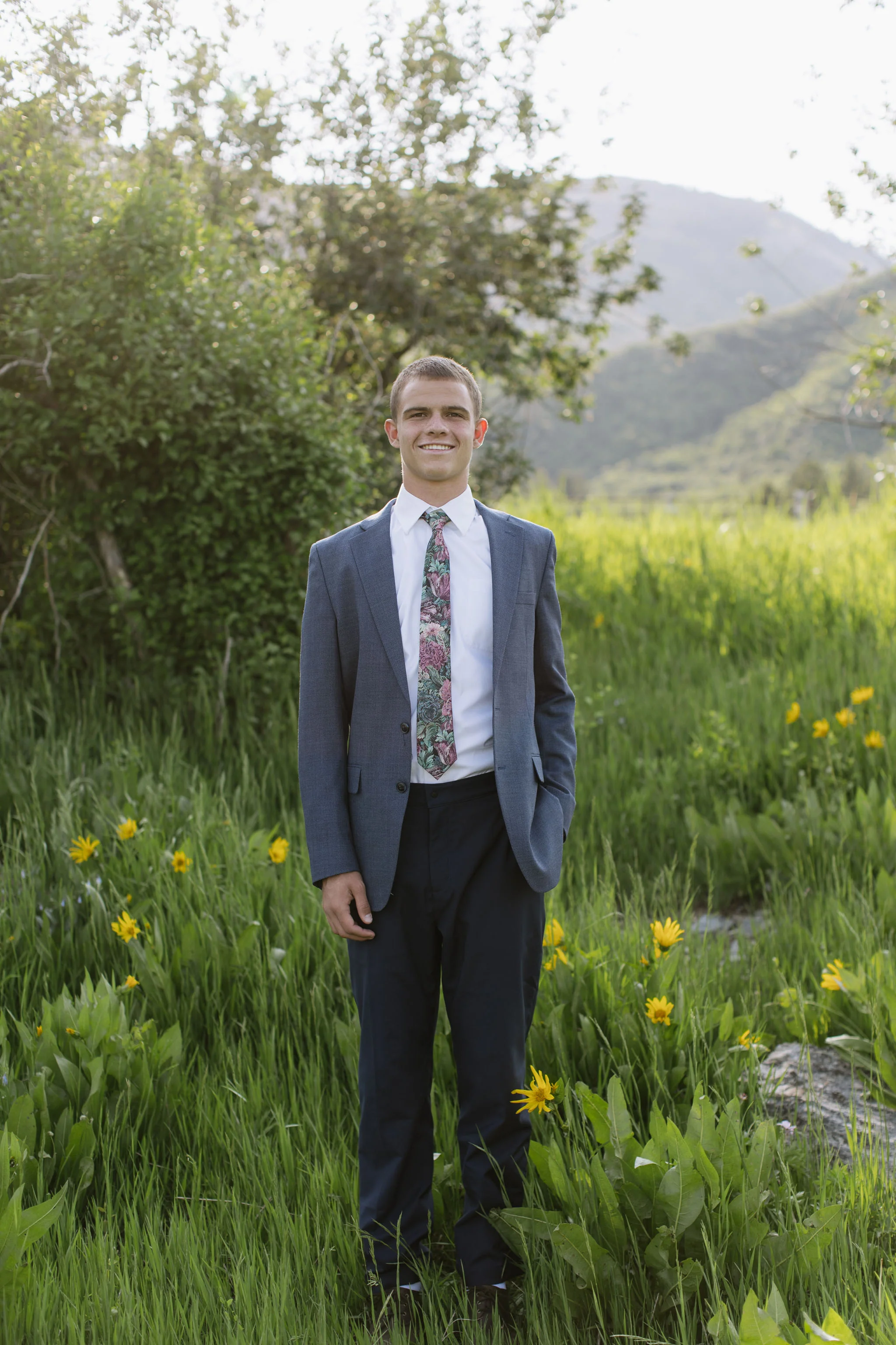 Foyer Floral Men's Tie - Image 8