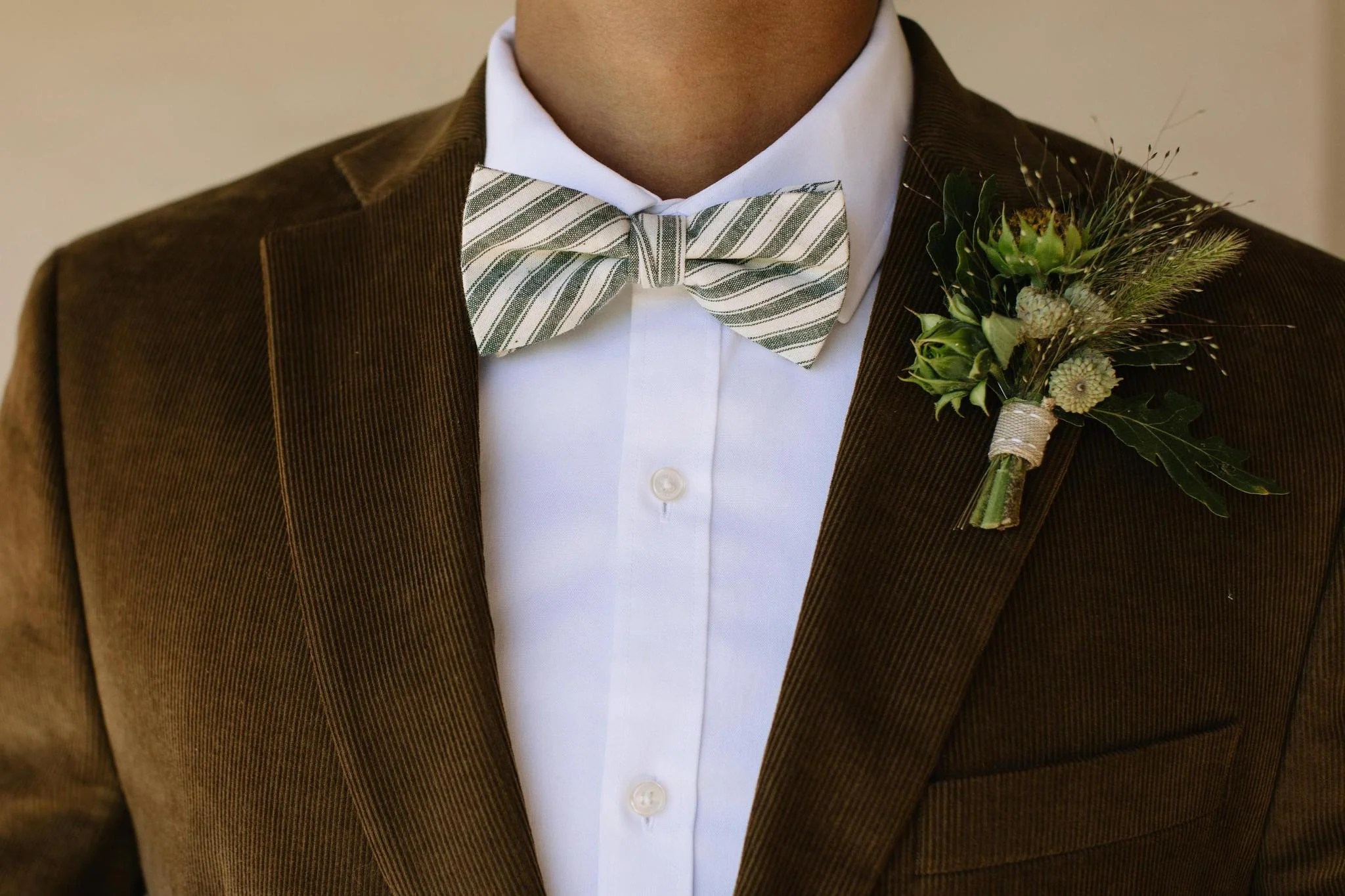 Juniper Stripe Men's Pre-tied Bow Tie - Image 2