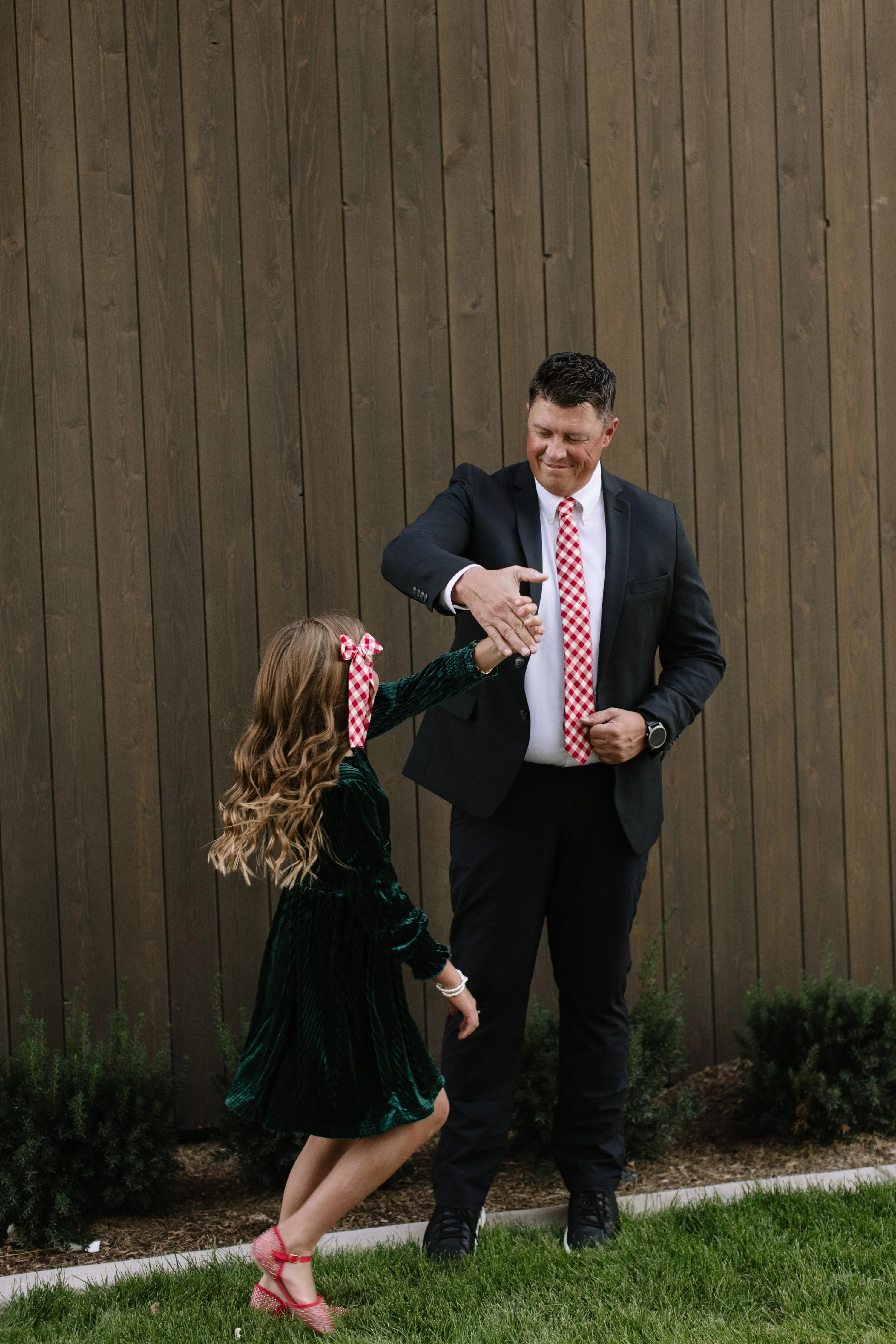 Red Ryder Lady Hair Bow - Image 3