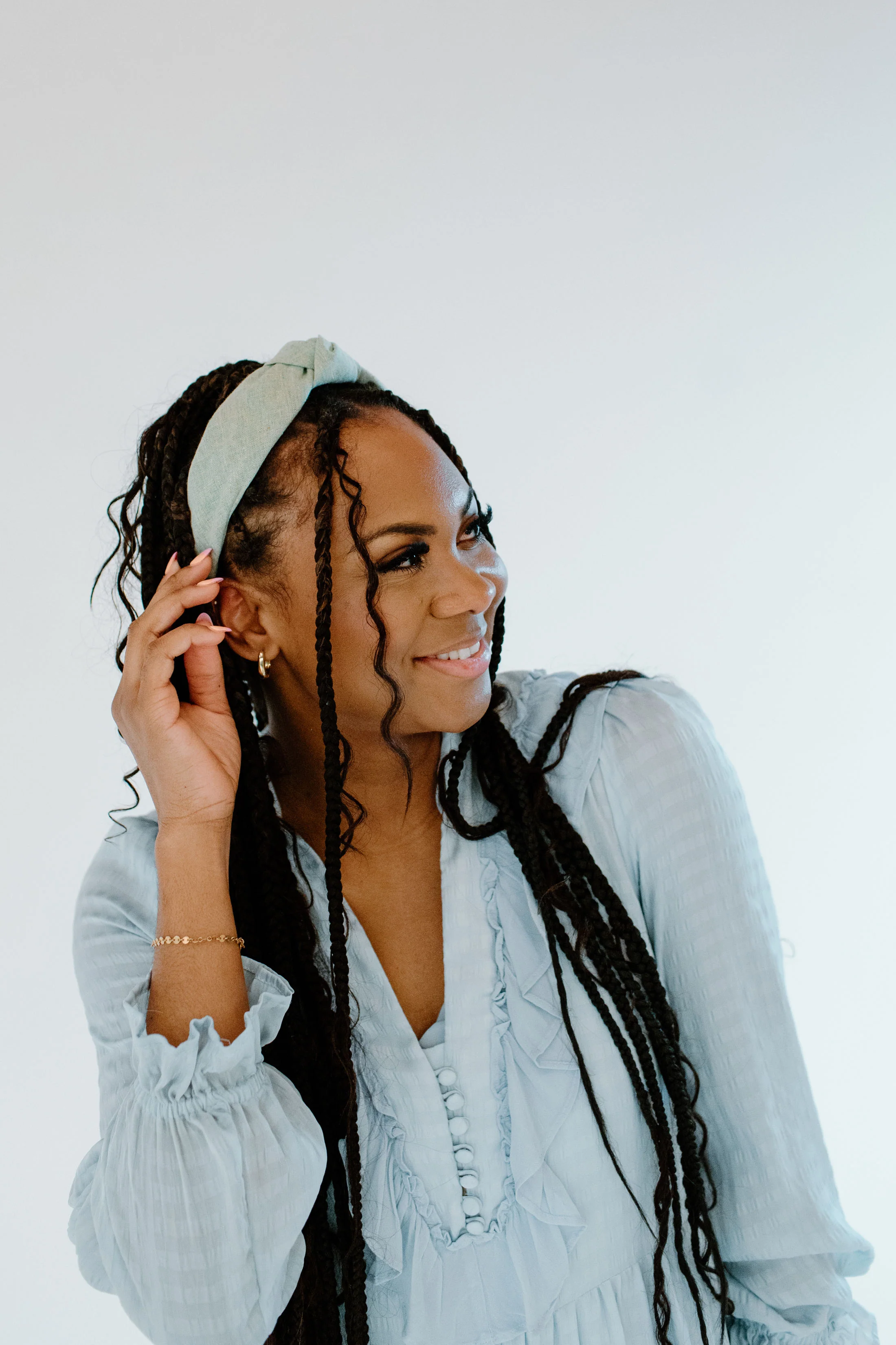 Sea Foam Knotted Headband - Image 5