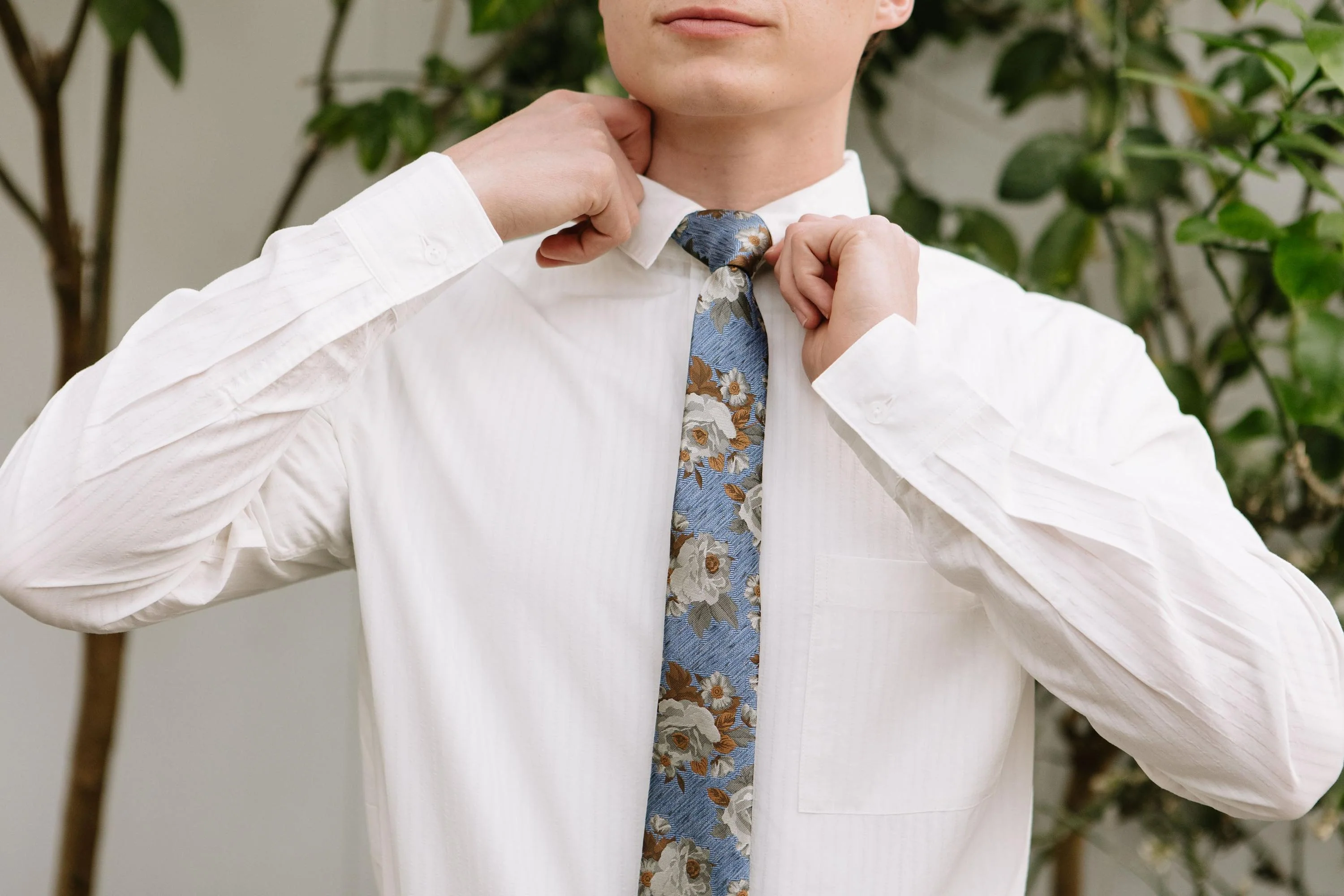 Seabound Floral Men's Tie - Image 7